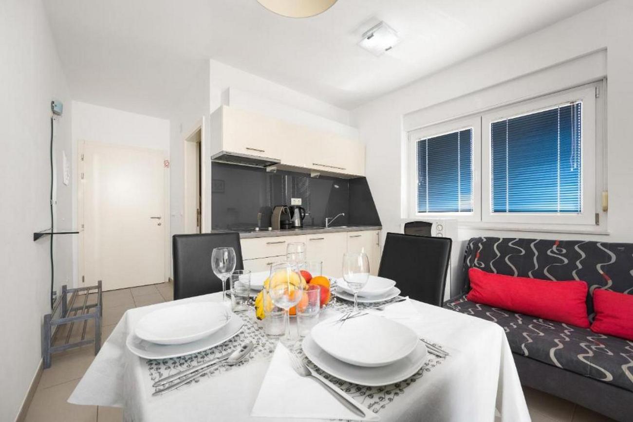 Apartments Bluemare Pakoštane Kültér fotó