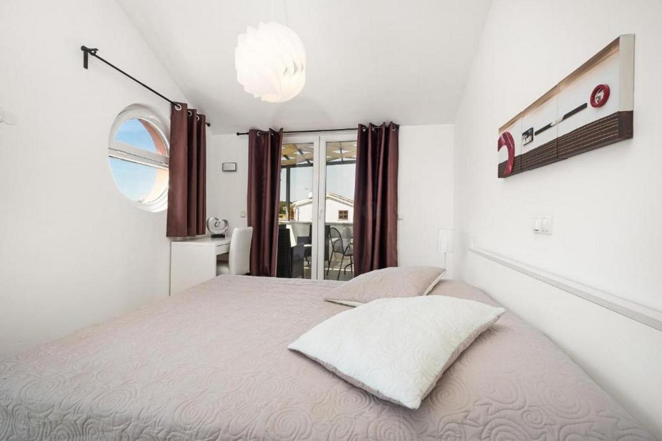 Apartments Bluemare Pakoštane Kültér fotó